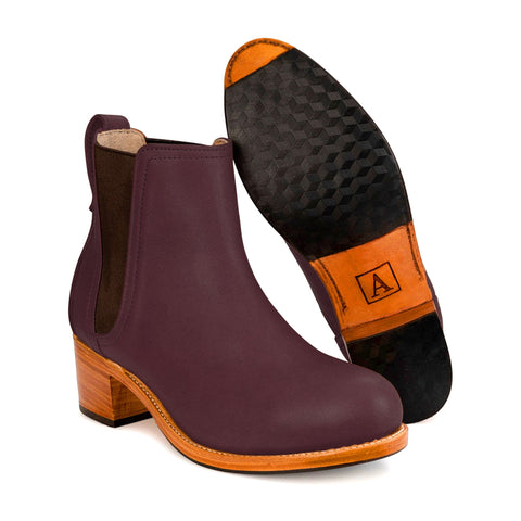 The Catalina — Women's Heeled Chelsea Boot