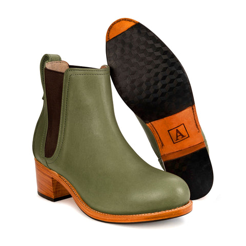 The Catalina — Women's Heeled Chelsea Boot